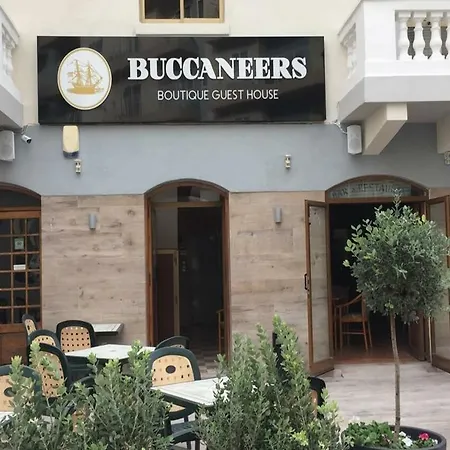 Buccaneers Boutique 4* 세인트폴스베이