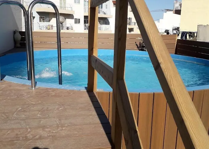 Buccaneers Boutique 4*