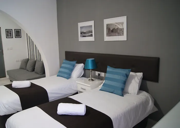 Buccaneers Boutique 4*