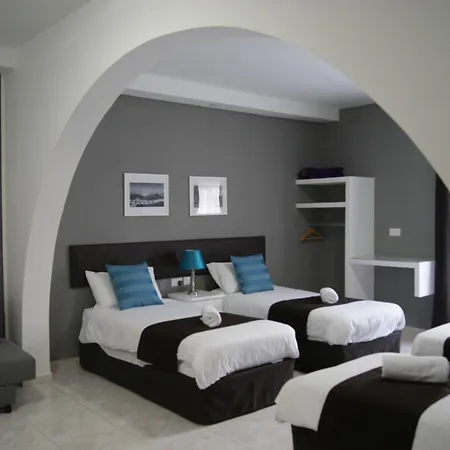 バッカニアーズ ブティック ゲスト ハウス 4* セント・ポールズ・ベイ