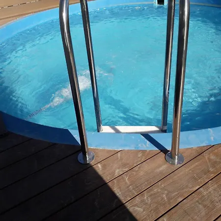 ゲストハウス バッカニアーズ ブティック ゲスト ハウス 4*