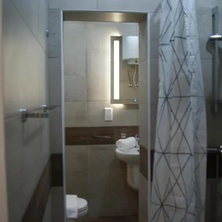 バッカニアーズ ブティック ゲスト ハウス ゲストハウス セント・ポールズ・ベイ