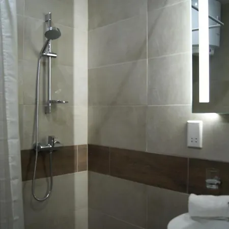 バッカニアーズ ブティック ゲスト ハウス セント・ポールズ・ベイ