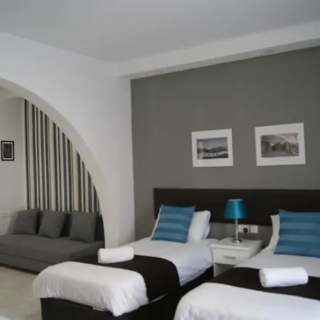 バッカニアーズ ブティック ゲスト ハウス