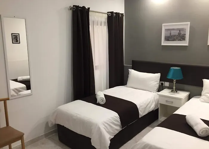 Buccaneers Boutique 4*